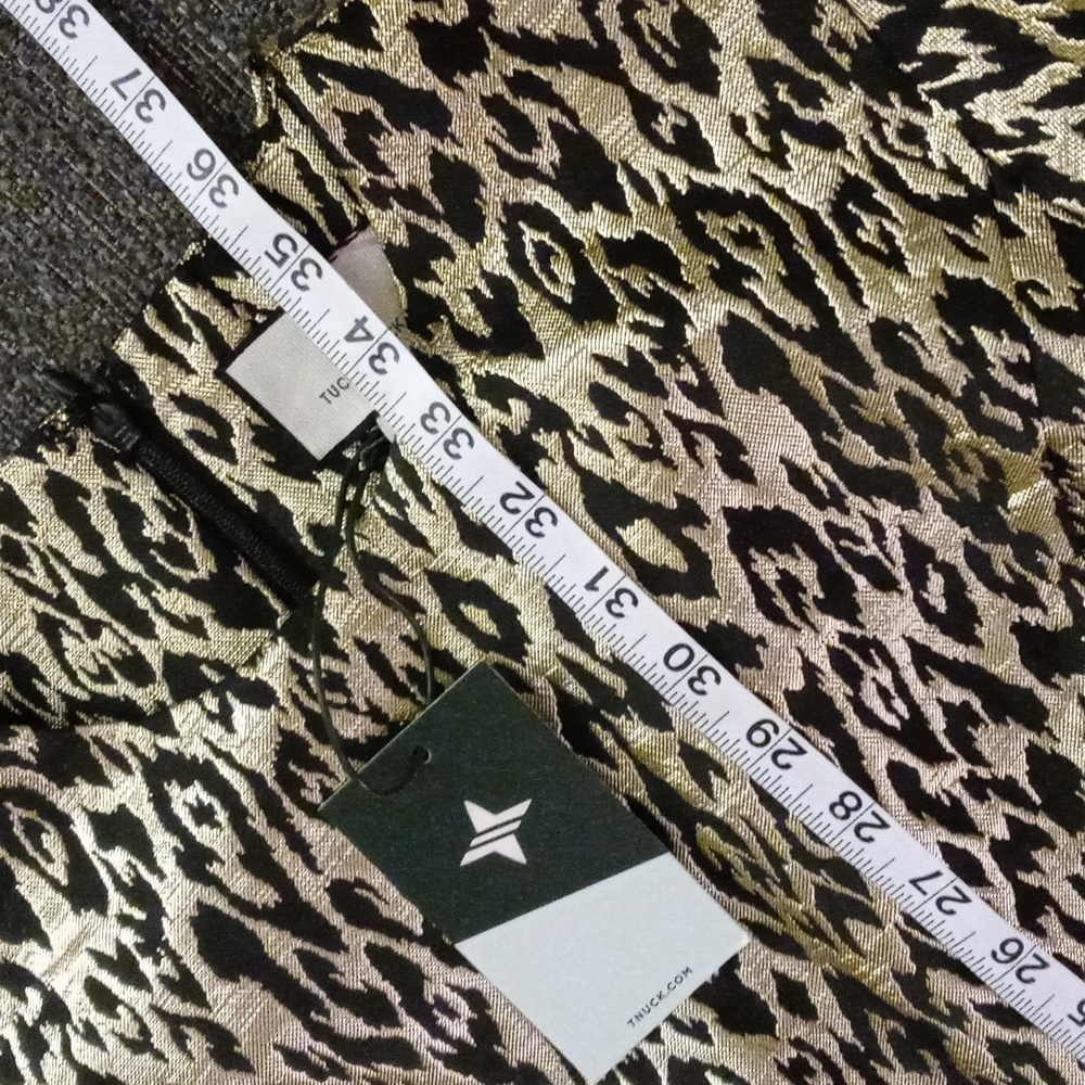 🆕️ 🐆Tuckernuck🐆 - Gold Leopard Mel Dress - Picture 16 of 16